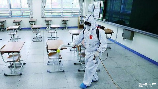 辽宁一高校8天内309人感染/辽宁多名学生感染