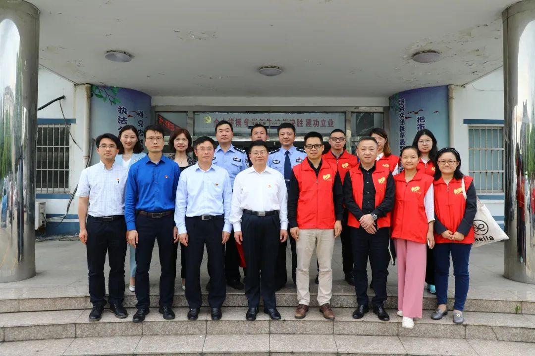 上海2人防疫不力被问责(上海防疫情况发布会)