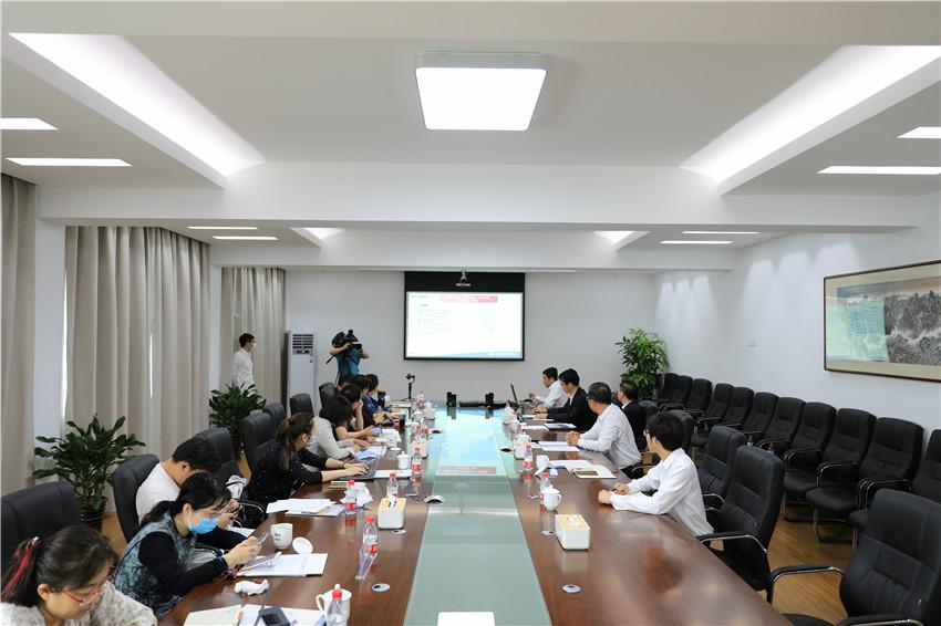 上海2人防疫不力被问责(上海防疫情况发布会)