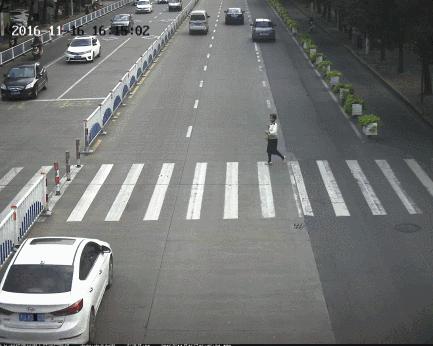 北京恢复所有小区卡口设置/北京小区开放多个入口
