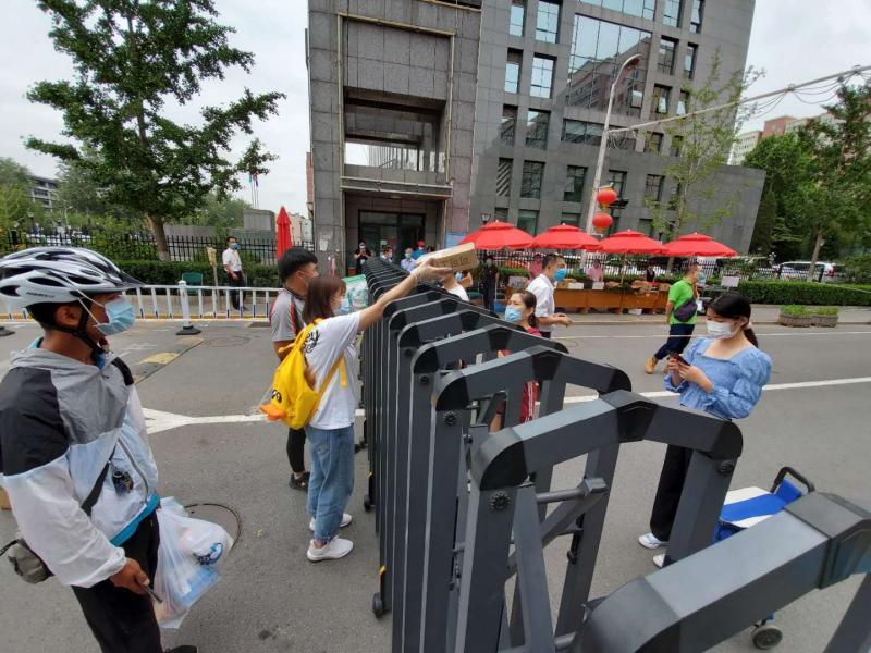 北京2地升级高风险6地升级中风险/北京调整为高风险地区