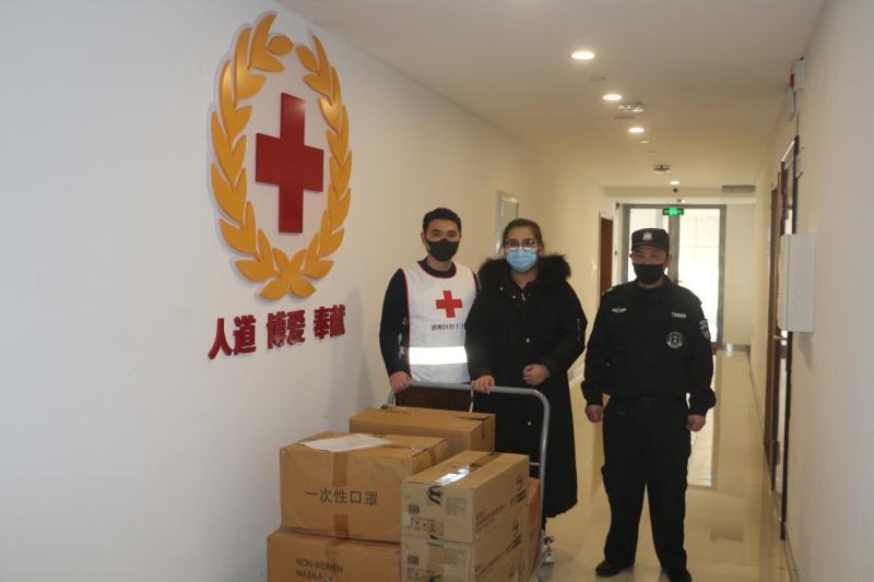 【北京1例感染者涉顺丰快递,北京顺丰快递员确诊新型冠状病毒】