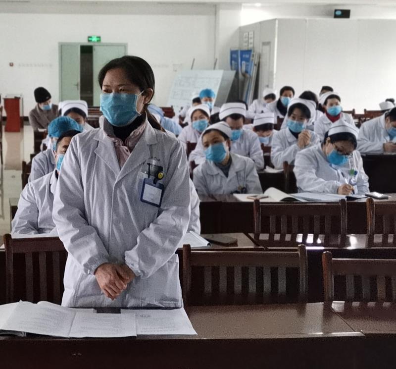 科学家预测控制新冠要4到5年.有人预测新冠肺炎多久能过去？