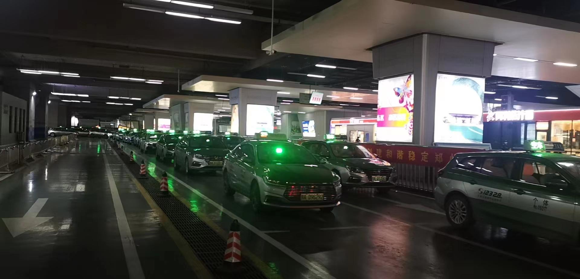 【郑州中高风险区清零封控区解除,郑州中高风险地区清零】