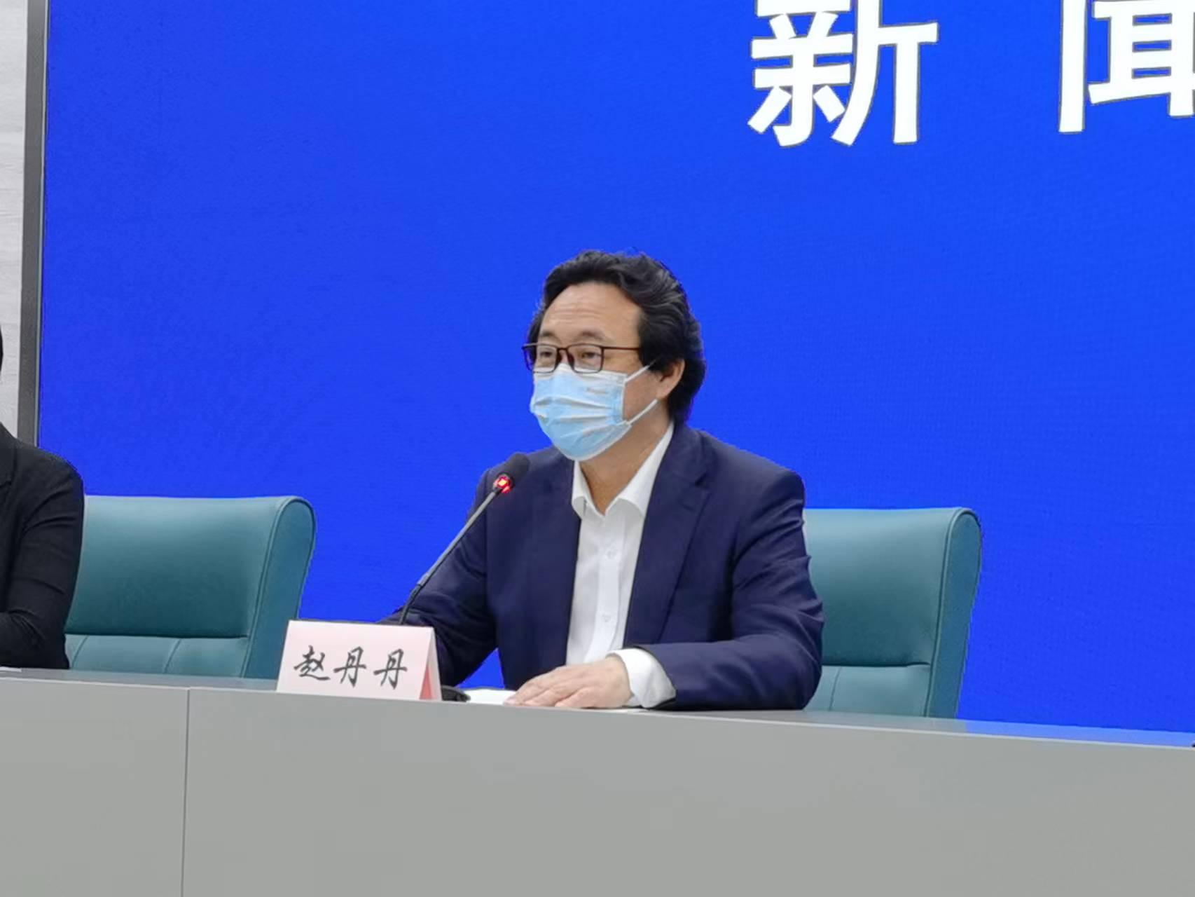 【上海三地列为中风险地区,上海三地列为中风险地区怎么办】