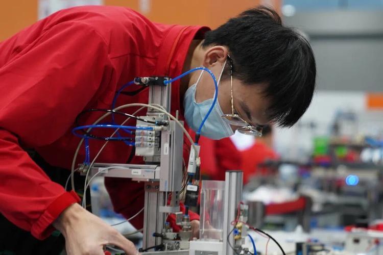 2023年5月疫情爆发(疫情2023年会结束吗)