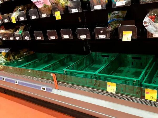 【美国或1天暴增50万,美国每天新增20多万】
