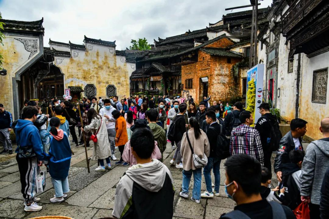 【2021年清明节放假通知,2021年清明节放假通知版本】