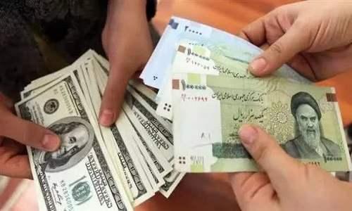 美国新冠肺炎超765万例/美国新冠肺炎超831万例