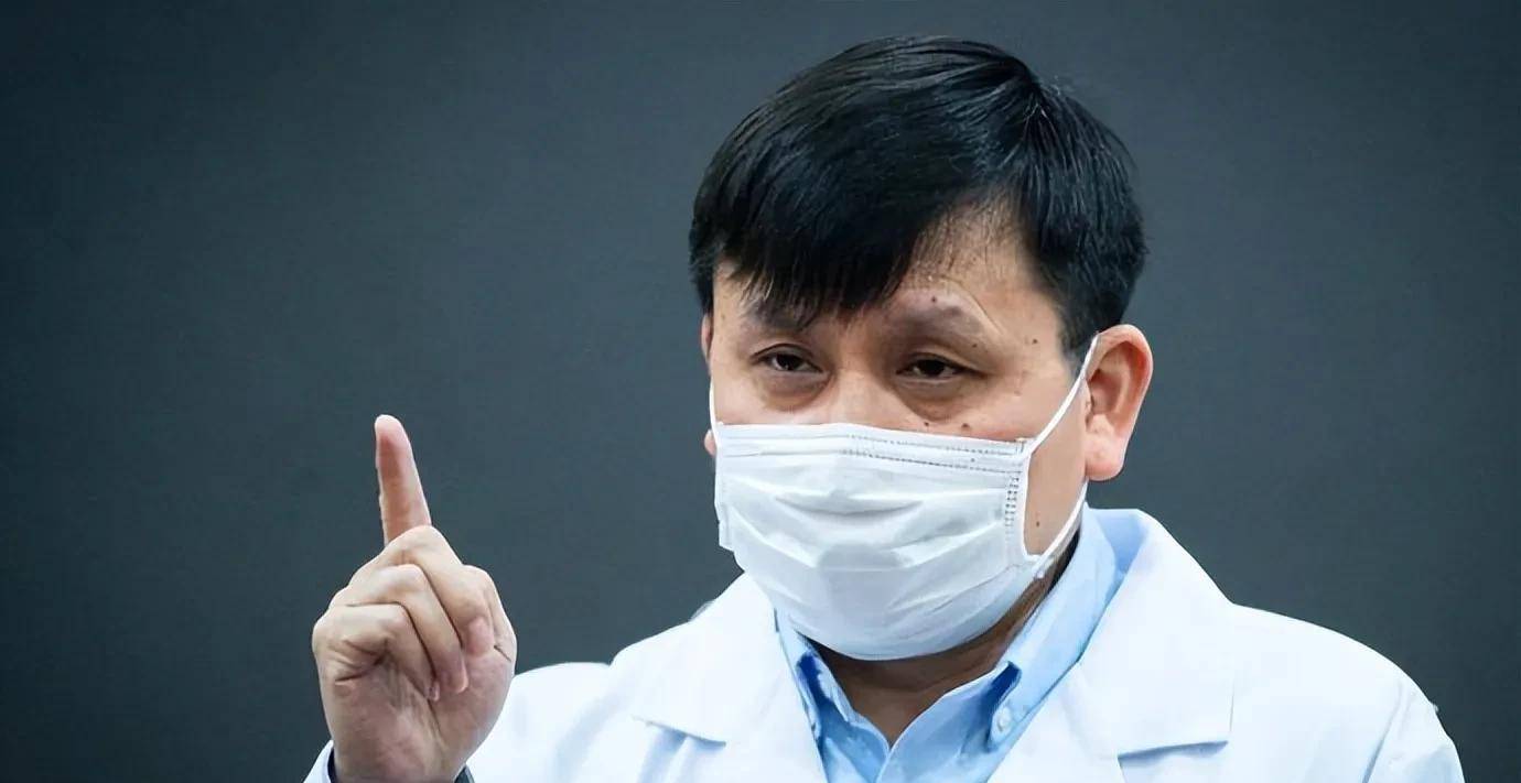 张文宏:第二波感染高峰在5月至6月(张文宏谈二次爆发)