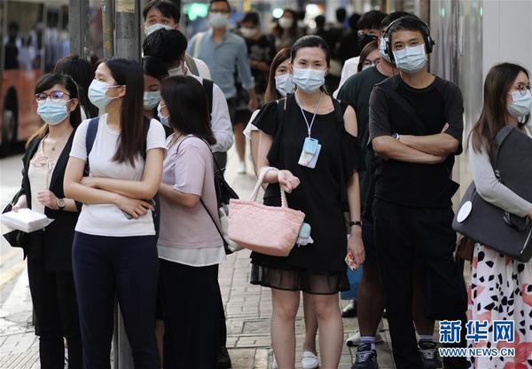 美国新冠肺炎确诊超182万/美国新冠肺炎确诊突破33万
