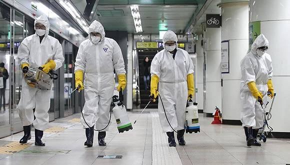 【美国连续4天新增病例超2万例,美国每7天日新增病例数涨幅超一倍】